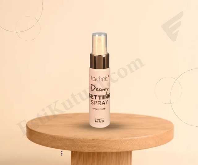 Technic Dewy Setting Spray - 31ml