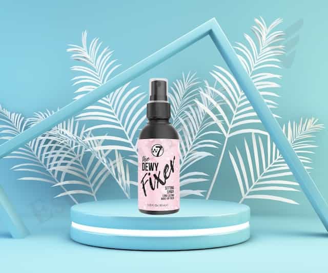 W7 The Dewy Fixer Setting Spray - 60ml